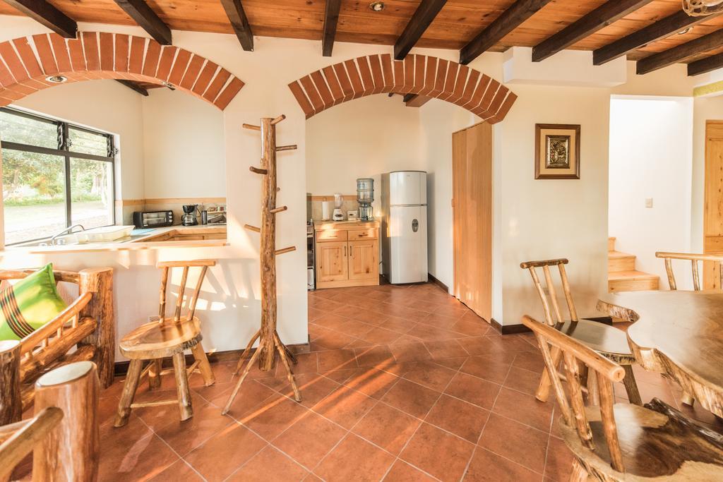 Villas Jucanya Super Higienizadas Panajachel Cameră foto