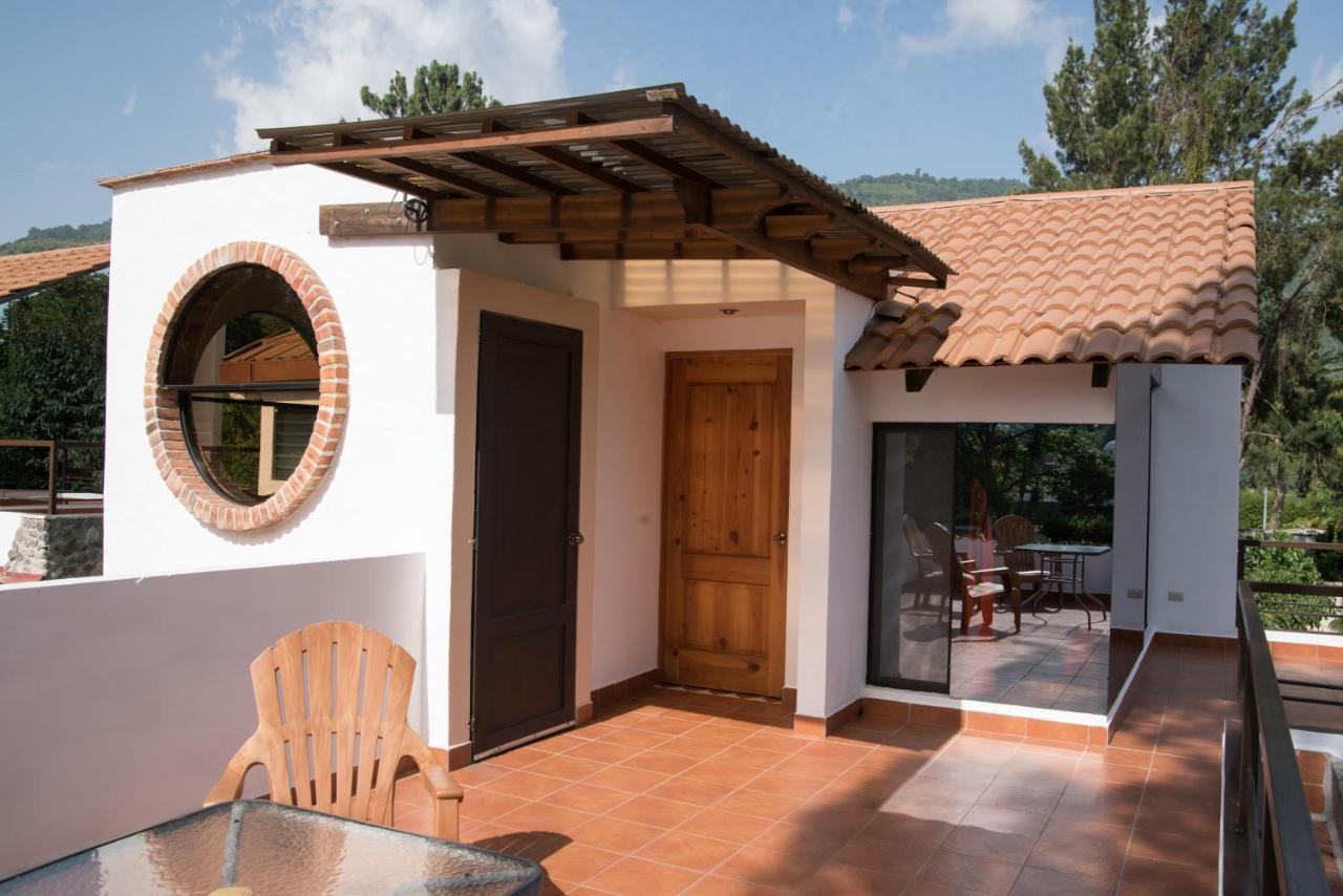 Villas Jucanya Super Higienizadas Panajachel Exterior foto